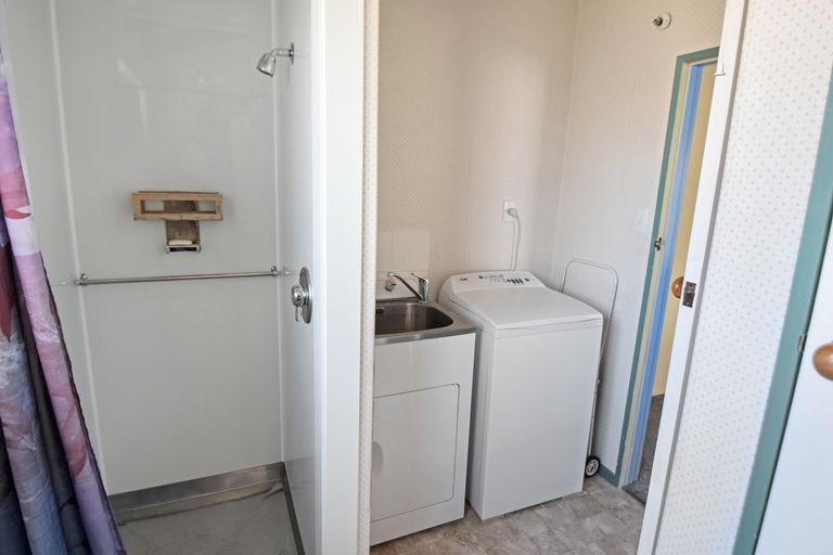 Photo of property in 2 Keene Place, Omarama, 9412