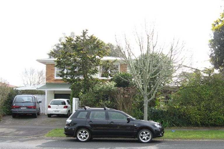 Photo of property in 13 Nevada Road, Silverdale, Hamilton, 3216