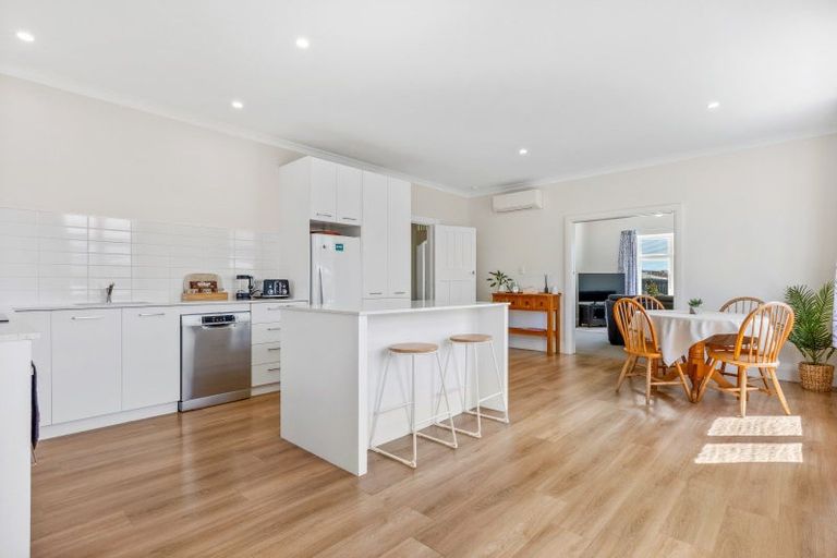 Photo of property in 121 Kippenberger Avenue, Rangiora, 7400