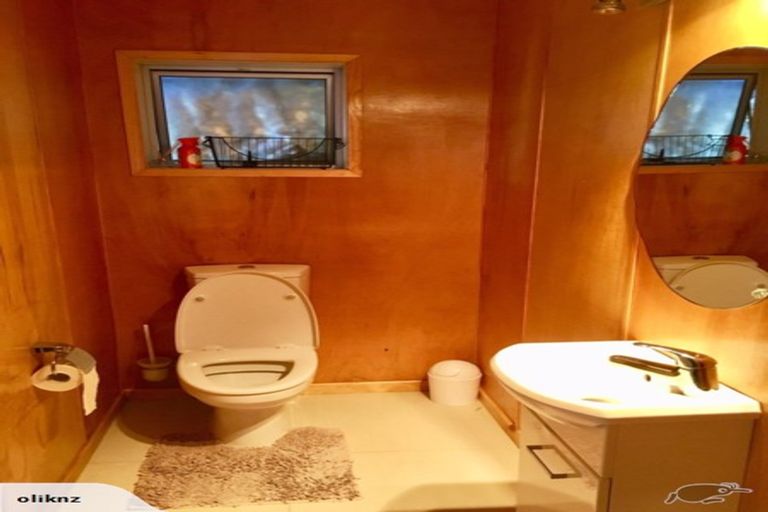 Photo of property in 62 Park Road, Glenfield, Auckland, 0629