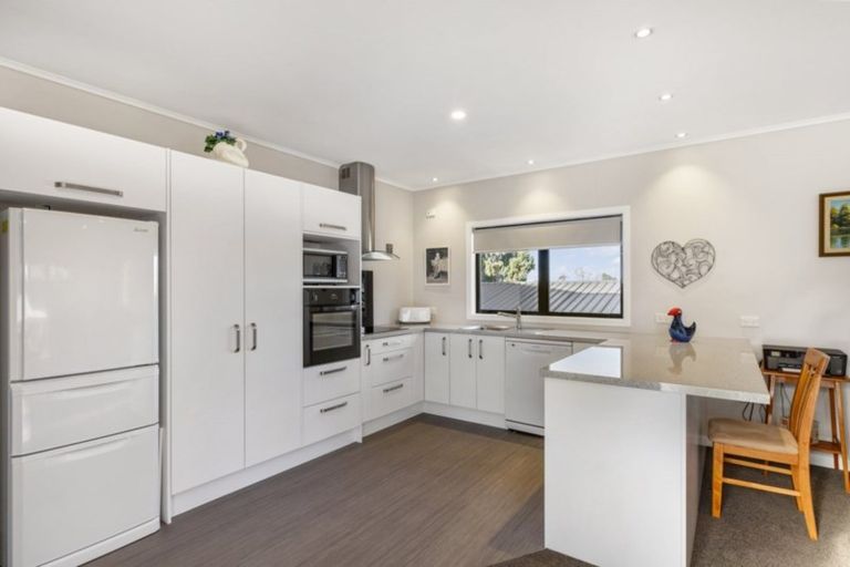 Photo of property in 55 Howe Street, Howick, Auckland, 2014