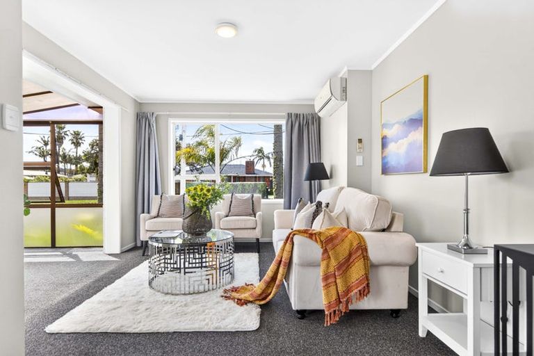 Photo of property in 1a Melanie Place, Orewa, 0931