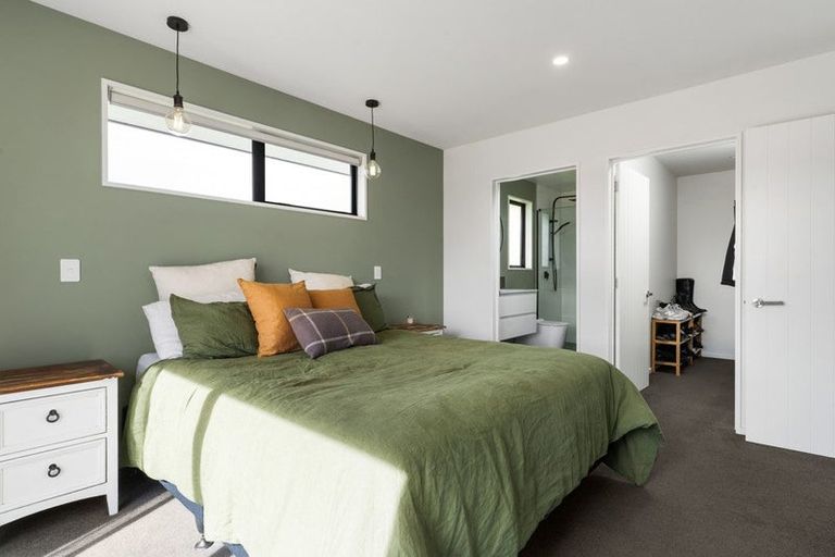 Photo of property in 17 Merino Crescent, Amberley, 7410