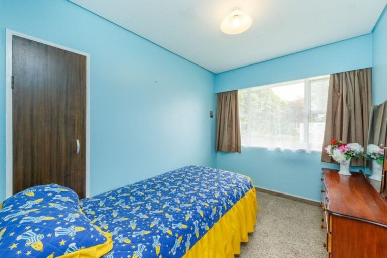 Photo of property in 19 Terry Crescent, Milson, Palmerston North, 4414