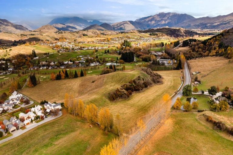 Photo of property in 1124 Malaghans Road, Arrowtown, 9371