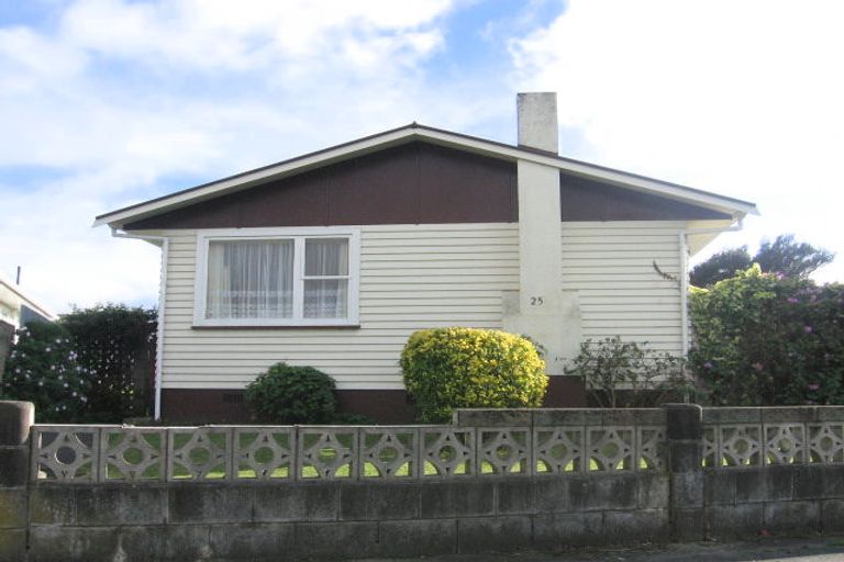 Photo of property in 25 Jackson Avenue, Highbury, Palmerston North, 4412