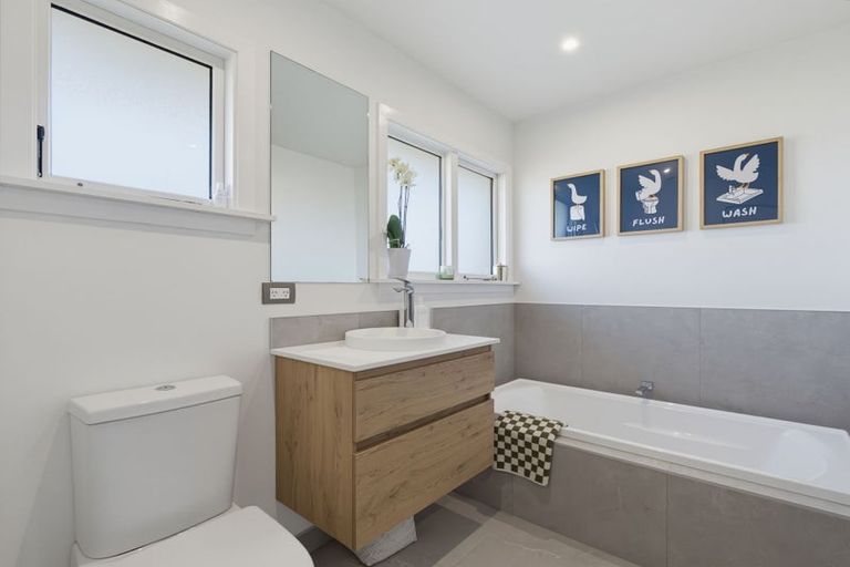 Photo of property in 6 Wingate Street, Redwood, Christchurch, 8051