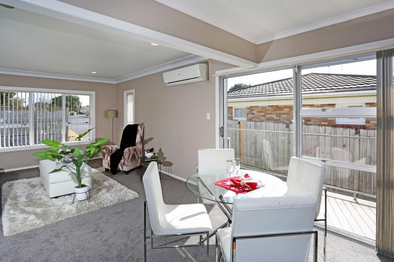 Photo of property in 74 Wellington Street, Pukekohe, 2120
