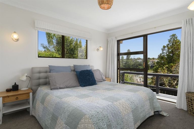 Photo of property in 73 Sutherland Road, Brookfield, Tauranga, 3110