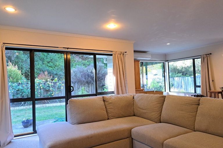 Photo of property in 92 Raukawa Street, Stokes Valley, Lower Hutt, 5019