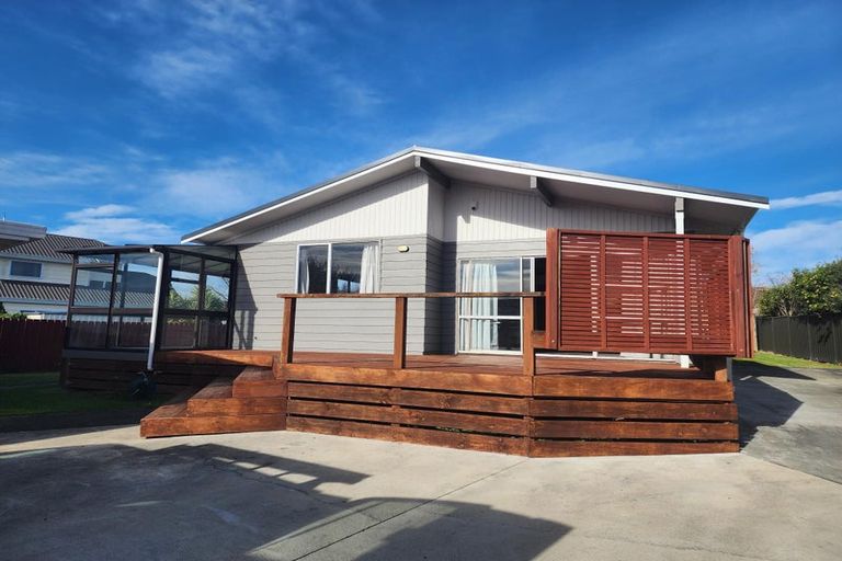 Photo of property in 39 James Cook Street, Havelock North, 4130
