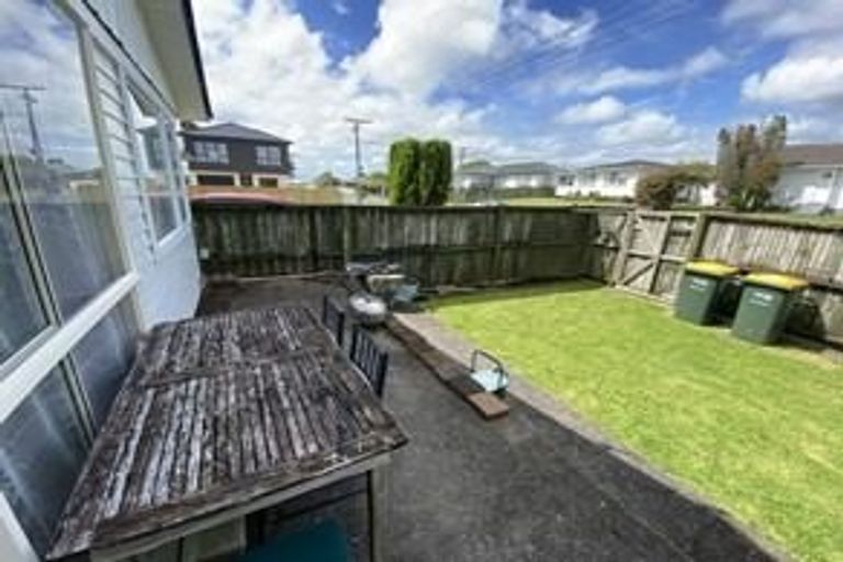 Photo of property in 66 Cargill Street, Papakura, 2110