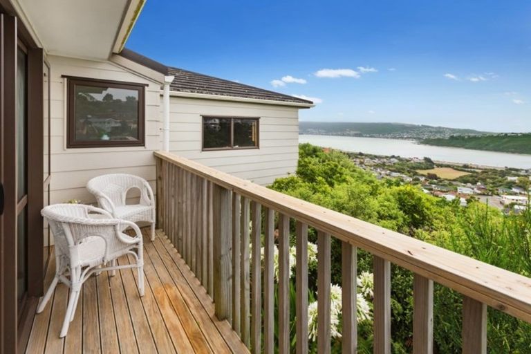 Photo of property in 14 Solway Place, Papakowhai, Porirua, 5024