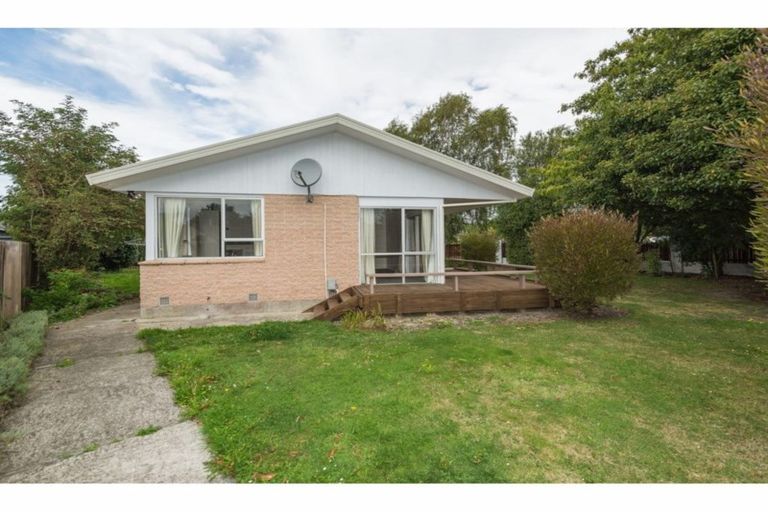 Photo of property in 2 Magenta Place, Dinsdale, Hamilton, 3204