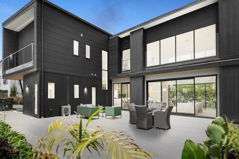 Photo of property in 5 Third Fairway Place, Albany, Auckland, 0632