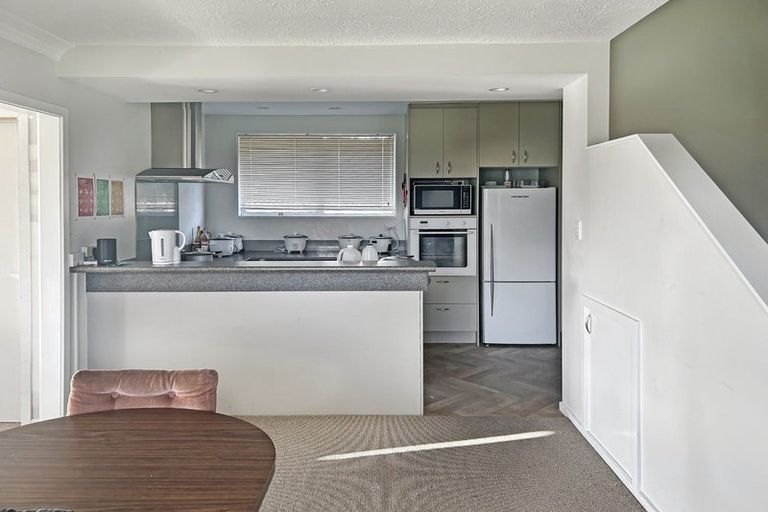 Photo of property in 48 Kent Lodge Avenue, Avonhead, Christchurch, 8042