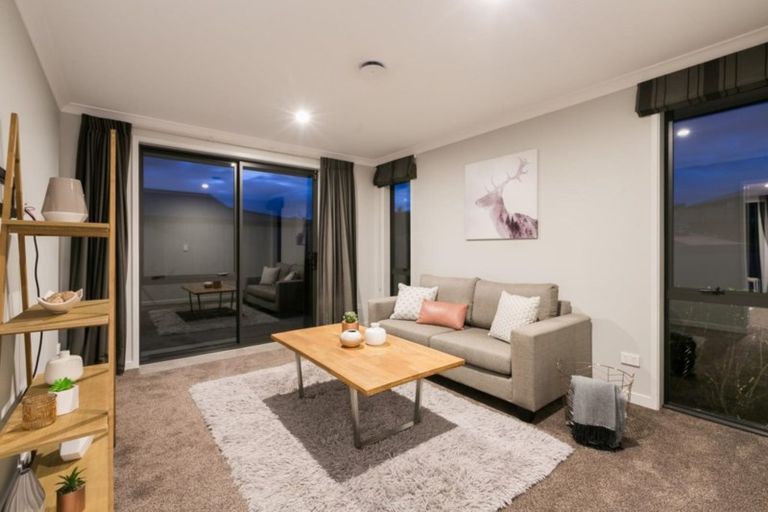 Photo of property in 35 Bryan Gallagher Place, Welcome Bay, Tauranga, 3175