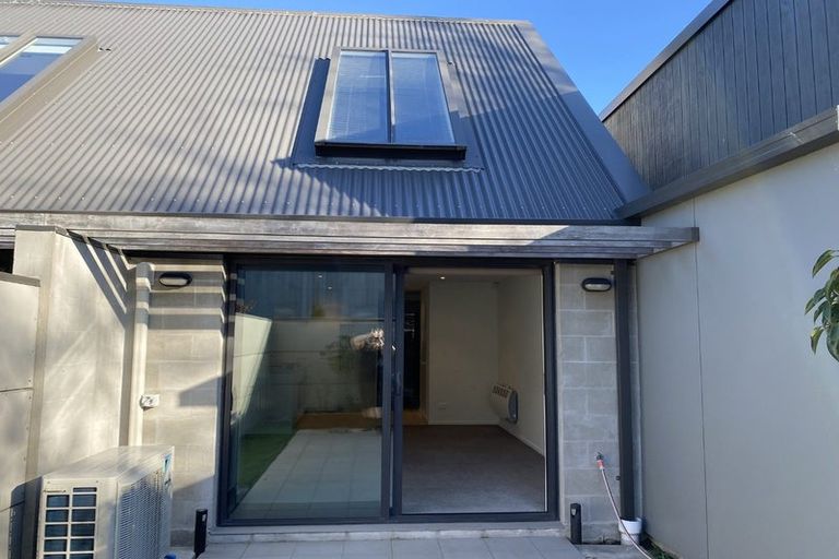 Photo of property in 2/435 Madras Street, St Albans, Christchurch, 8014