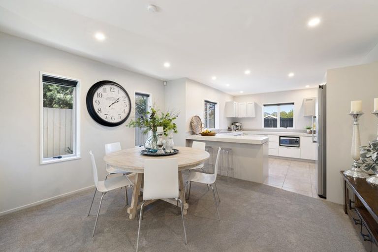 Photo of property in 165 Blighs Road, Strowan, Christchurch, 8052