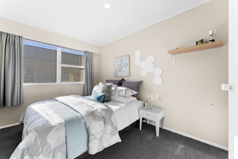 Photo of property in 9 The Anchorage, Sunnyhills, Auckland, 2010