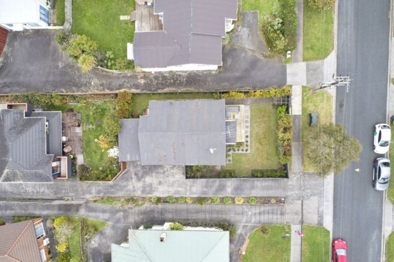 Photo of property in 1/7 Akehurst Avenue, New Lynn, Auckland, 0600