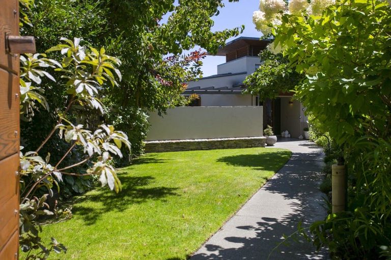 Photo of property in 10 Oregon Drive, Rainbow Point, Taupo, 3330