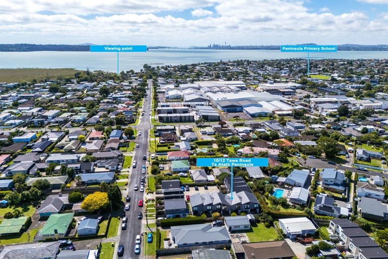 Photo of property in 10/12 Tawa Road, Te Atatu Peninsula, Auckland, 0610