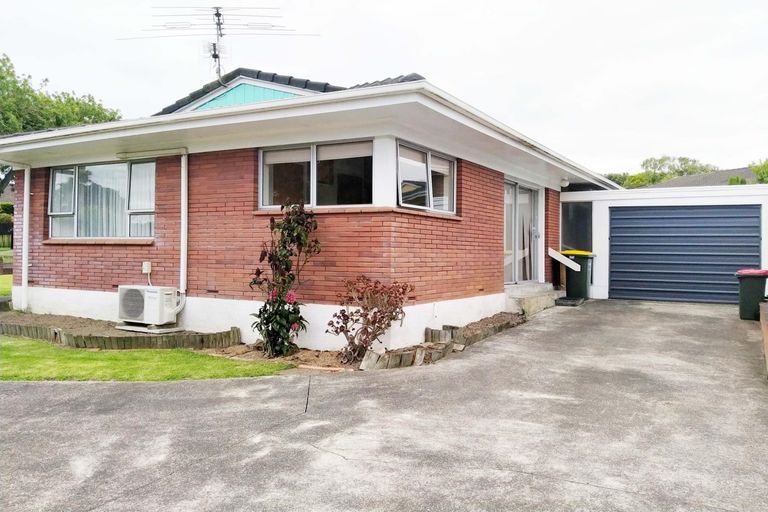 Photo of property in 1/11 Ashdown Place, Pahurehure, Papakura, 2113