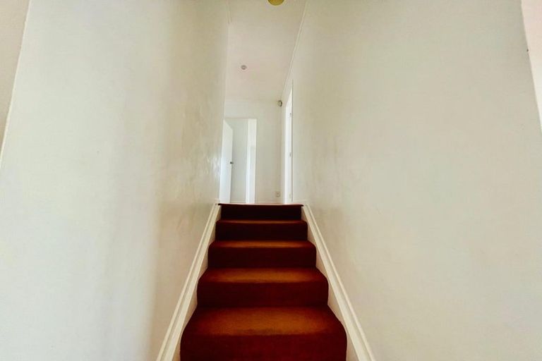 Photo of property in 20a Boundary Road, Blockhouse Bay, Auckland, 0600