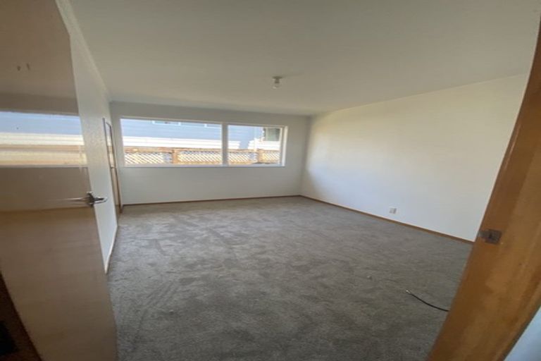Photo of property in 309 Beach Haven Road, Birkdale, Auckland, 0626