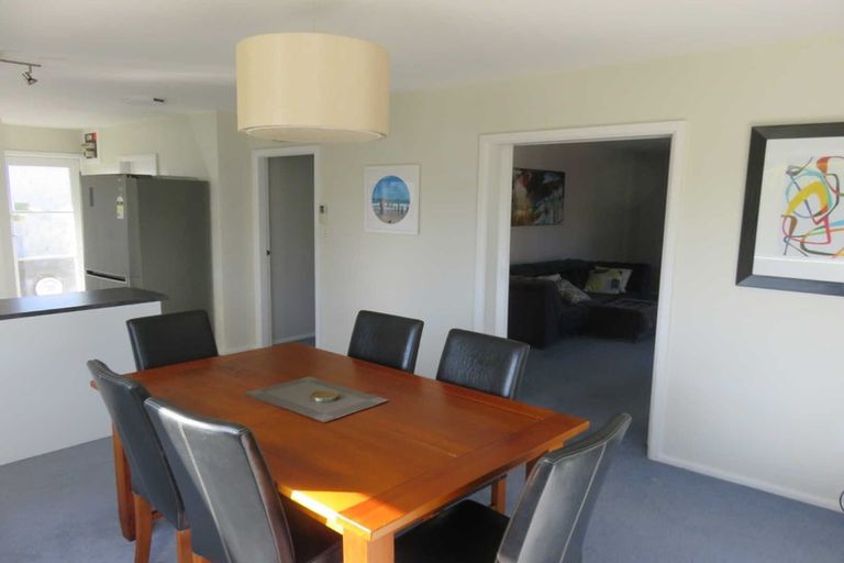 Photo of property in 16 Cam Place, Harewood, Christchurch, 8051