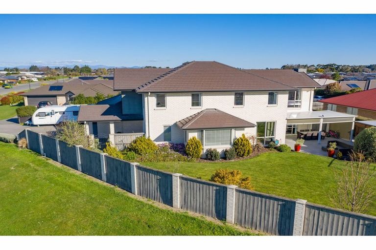 Photo of property in 31 Acacia Avenue, Rangiora, 7400