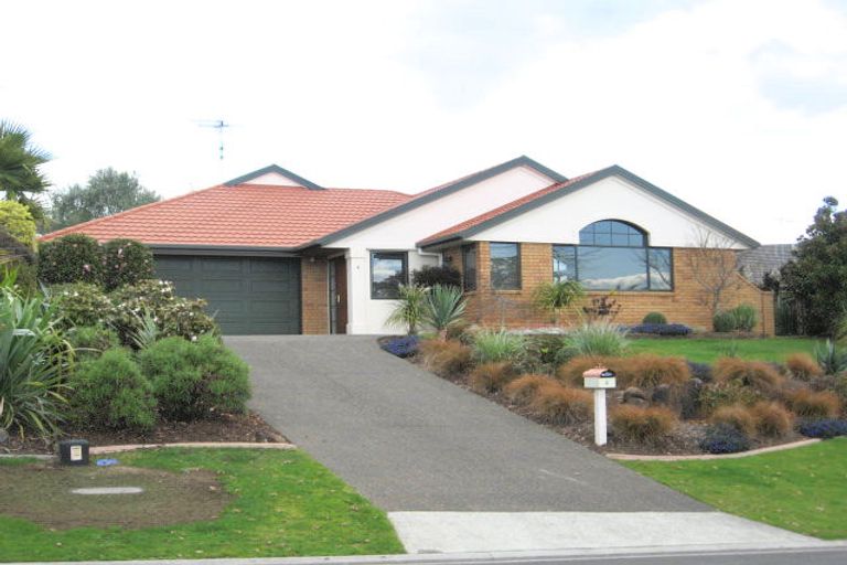 Photo of property in 6 Buckingham Place, Bethlehem, Tauranga, 3110