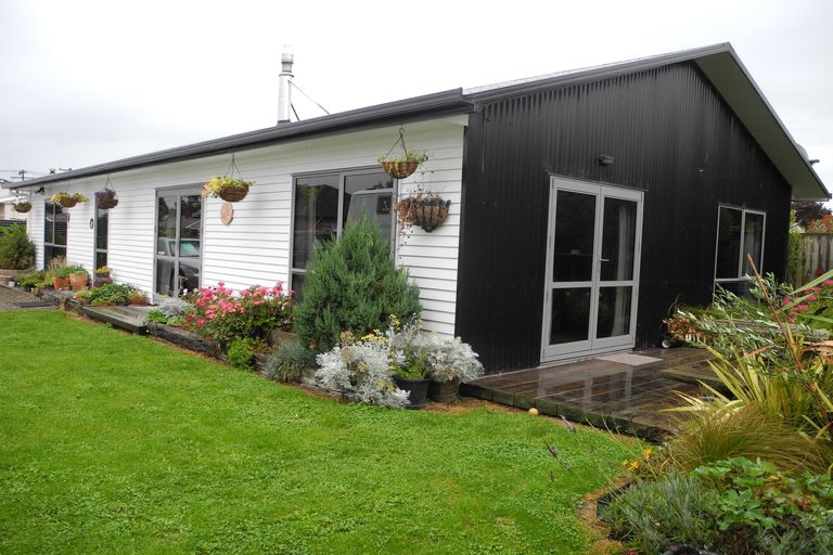 Photo of property in 50a Opie Street, Waimate, 7924