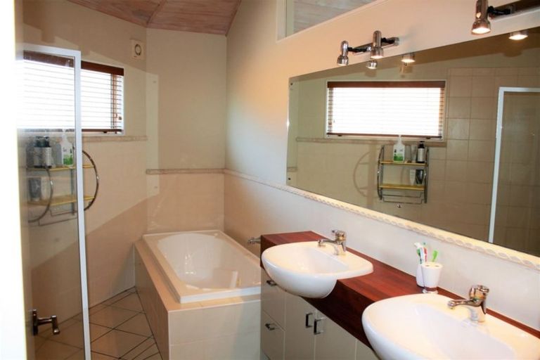 Photo of property in 127 Motu Capri, Pauanui, Hikuai, 3579