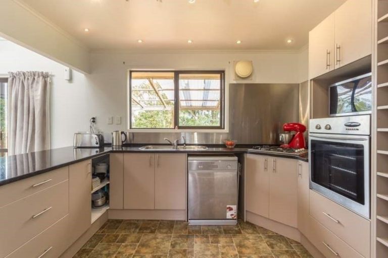 Photo of property in 21 Moorgreen Heights, Torbay, Auckland, 0630