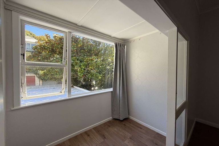 Photo of property in 61 Rolleston Street, Mount Cook, Wellington, 6021