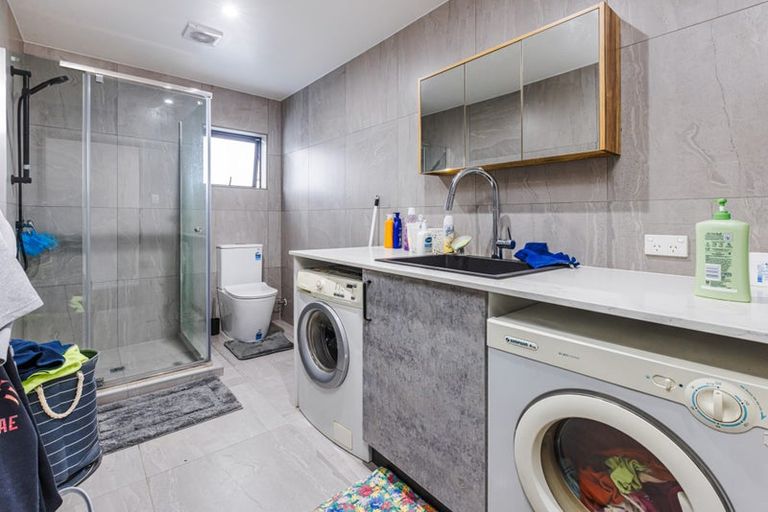 Photo of property in 50a Hillcrest Road, Papatoetoe, Auckland, 2025