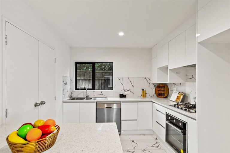 Photo of property in 52f Tapu Road, Huapai, Kumeu, 0810