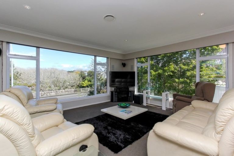 Photo of property in 423 Devon Street East, Strandon, New Plymouth, 4312