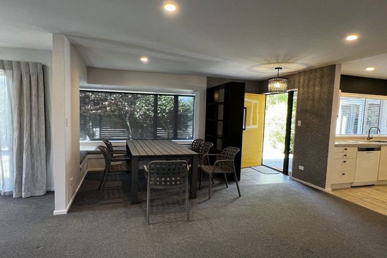 Photo of property in 2a Busby Hill, Havelock North, 4130