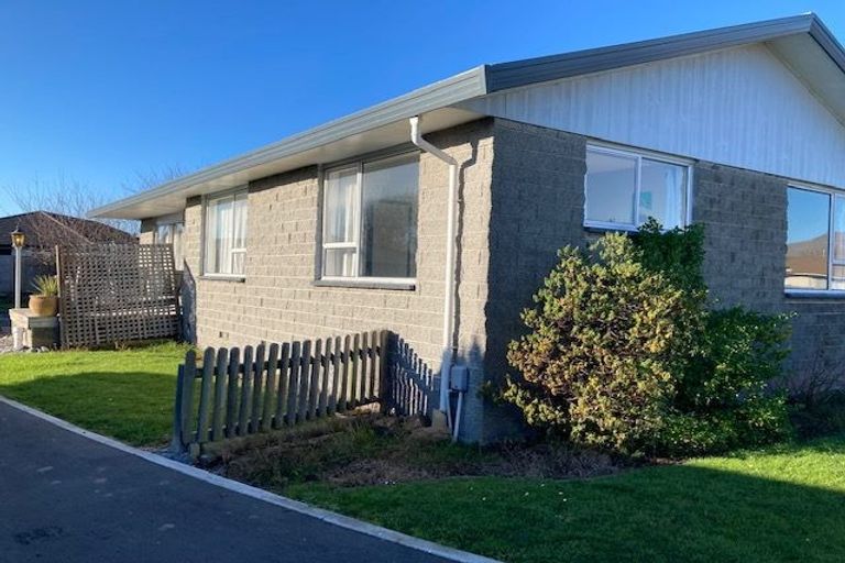 Photo of property in 16 Stacey Place, Woolston, Christchurch, 8062