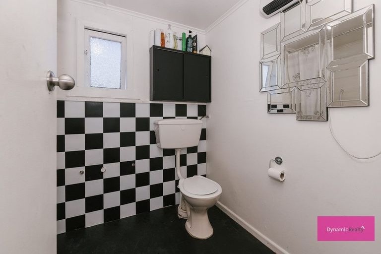 Photo of property in 20 Reeve Street, Foxton, 4814