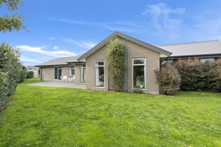 Photo of property in 32 Strauss Drive, Rolleston, 7614