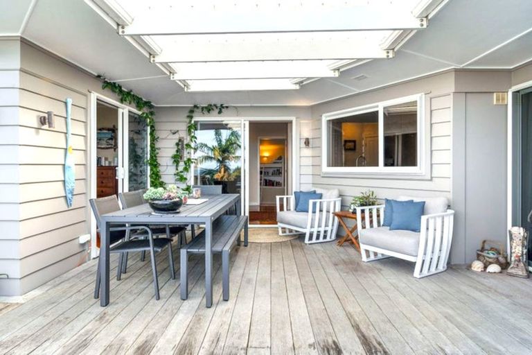 Photo of property in 108 Beach Road, Onerahi, Whangarei, 0110