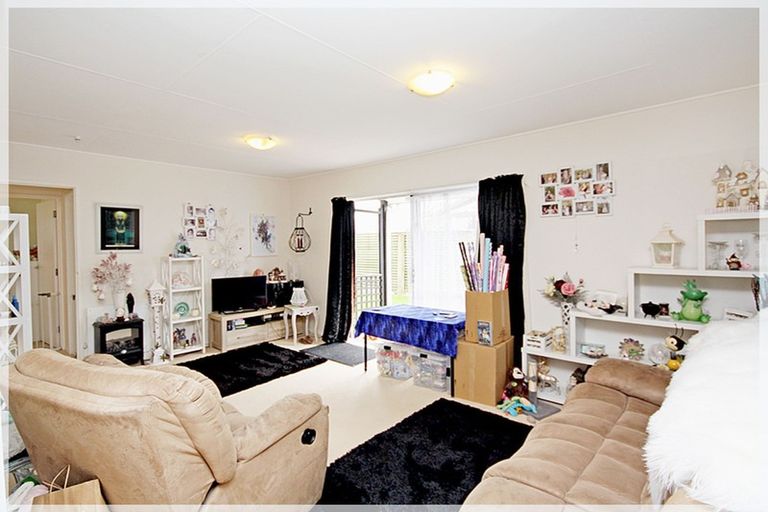 Photo of property in 18a Vogel Street, Levin, 5510