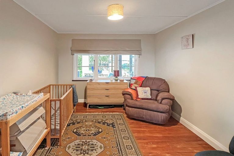 Photo of property in 28 Humber Street, Roslyn, Palmerston North, 4414