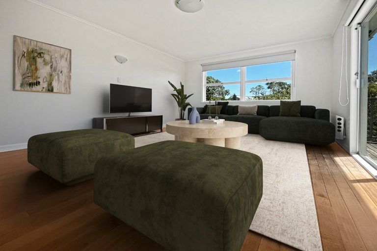 Photo of property in 2/102 Verran Road, Birkdale, Auckland, 0626