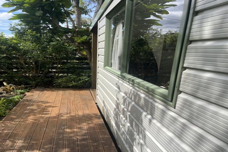 Photo of property in 347 Upper Drive, Greenhithe, Auckland, 0632