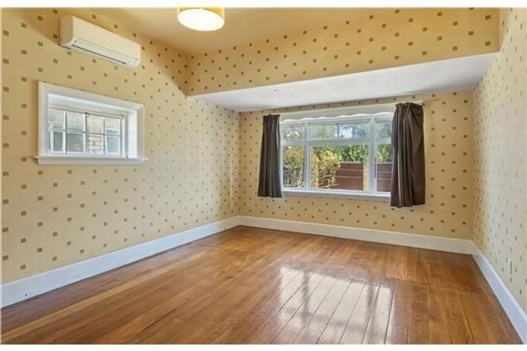 Photo of property in 120 Lincoln Road, Addington, Christchurch, 8024